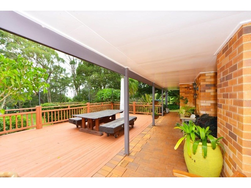 228 Rowbotham Street, Middle Ridge QLD 4350