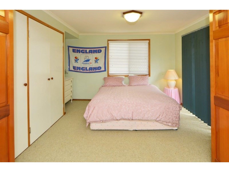 228 Rowbotham Street, Middle Ridge QLD 4350