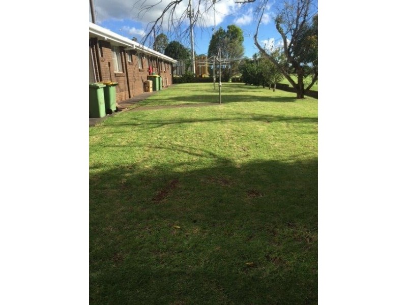 327 Hume Street, South Toowoomba QLD 4350