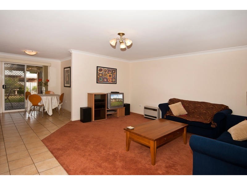 40 Gainsborough Drive, Glenvale QLD 4350