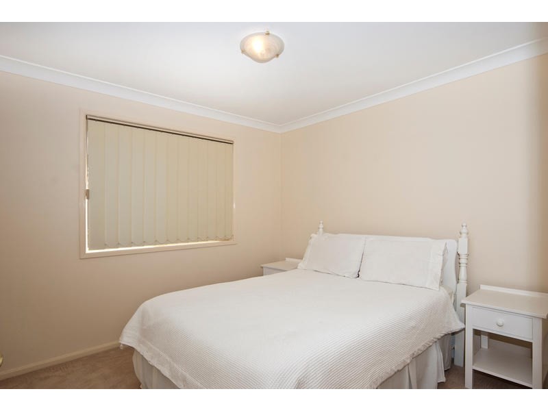 40 Gainsborough Drive, Glenvale QLD 4350