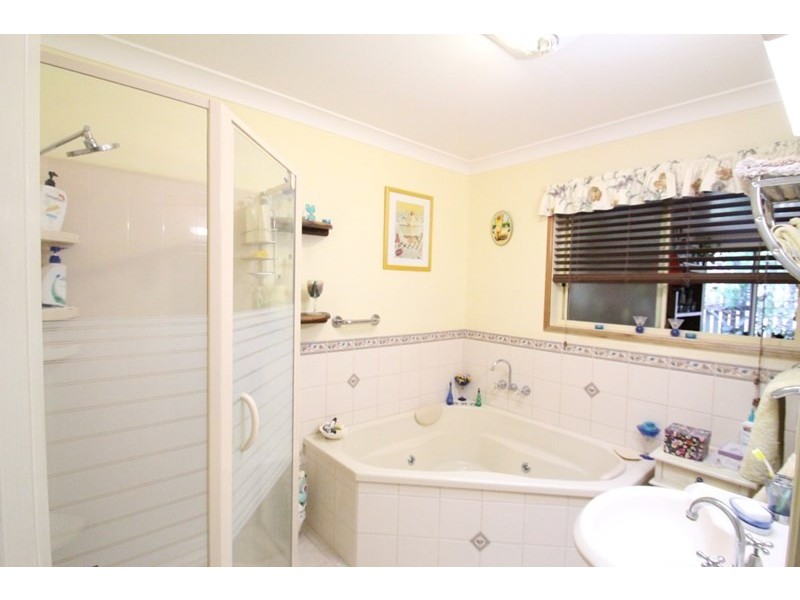 31 Biscay Crescent, Glenvale QLD 4350