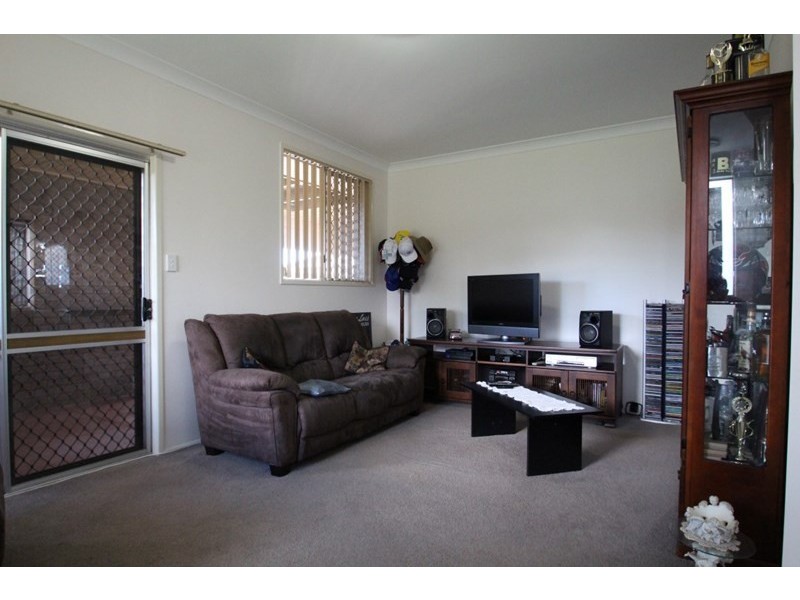 15 Bischof Street, Wilsonton QLD 4350