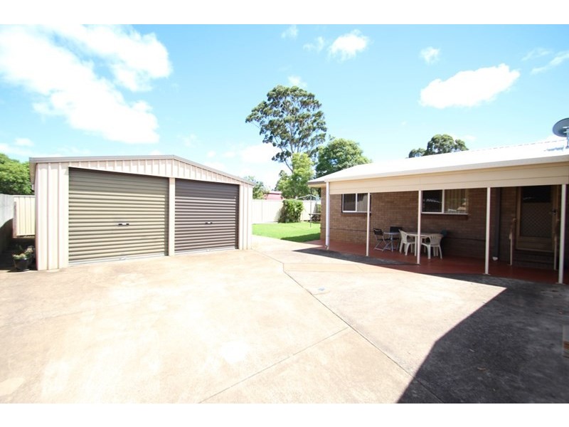 15 Bischof Street, Wilsonton QLD 4350