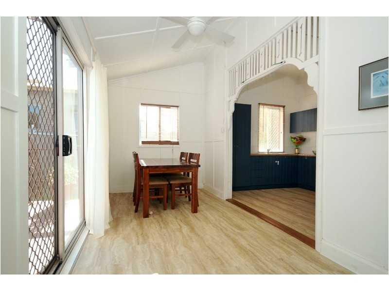 99 Holberton Street, Newtown QLD 4350