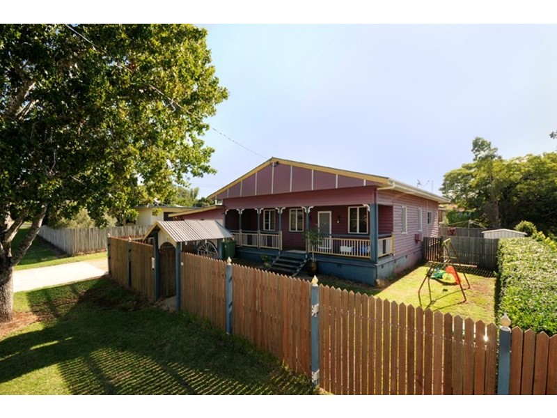 99 Holberton Street, Newtown QLD 4350