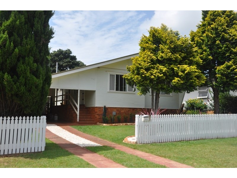 12 Winifred Street, South Toowoomba QLD 4350