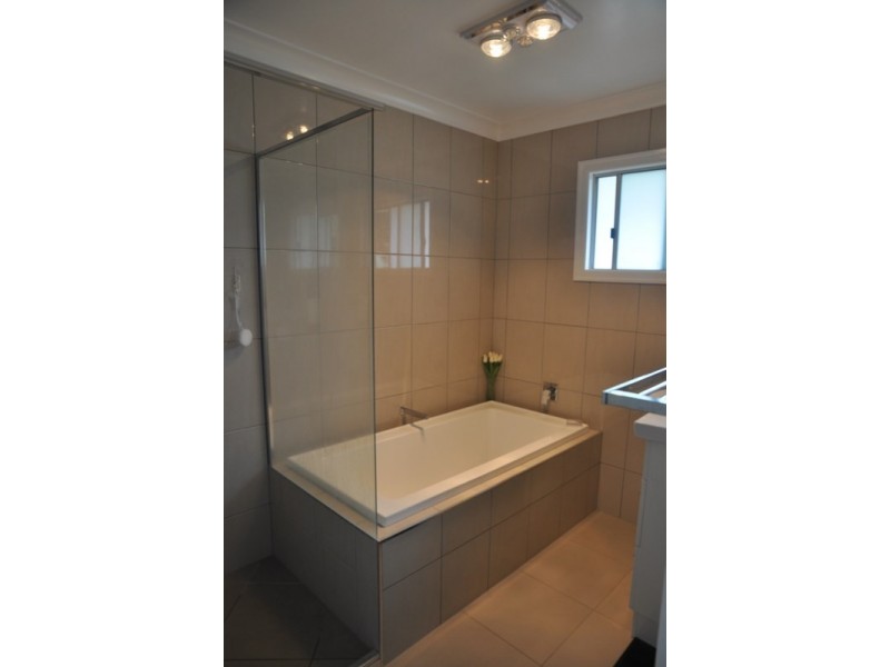 12 Winifred Street, South Toowoomba QLD 4350