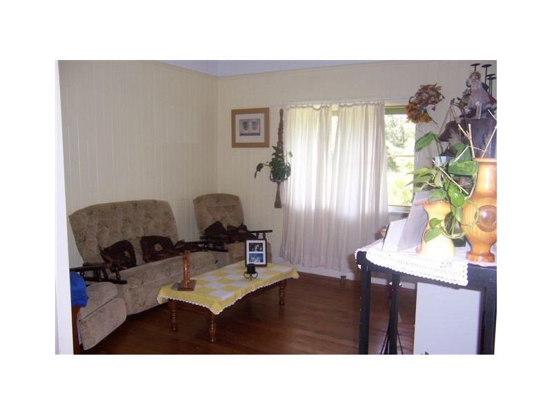 9 Boland Street, Mount Lofty QLD 4350