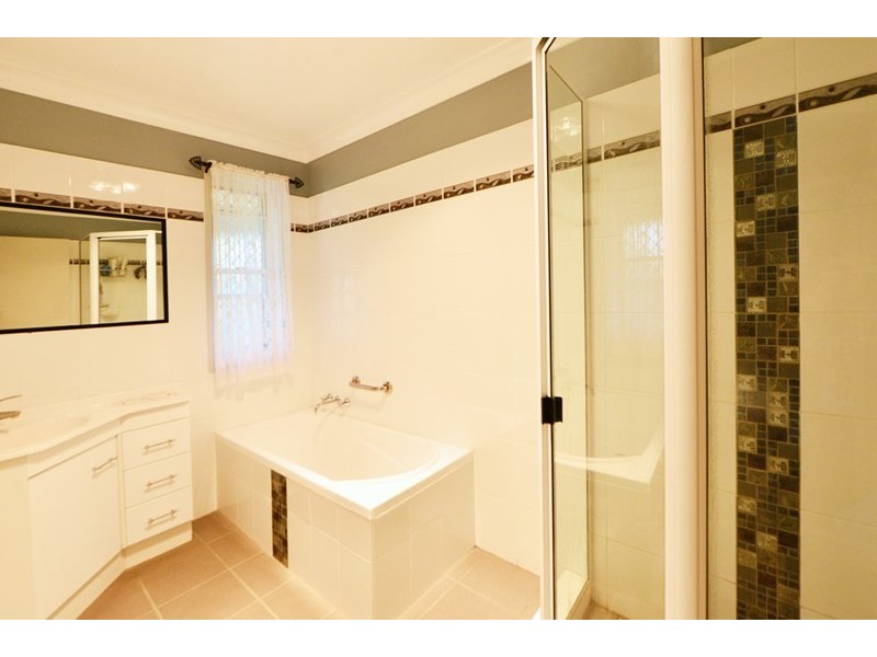 125 Cudmore Road, Cambooya QLD 4358