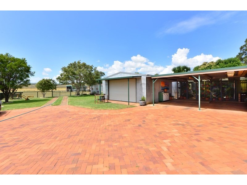 125 Cudmore Road, Cambooya QLD 4358