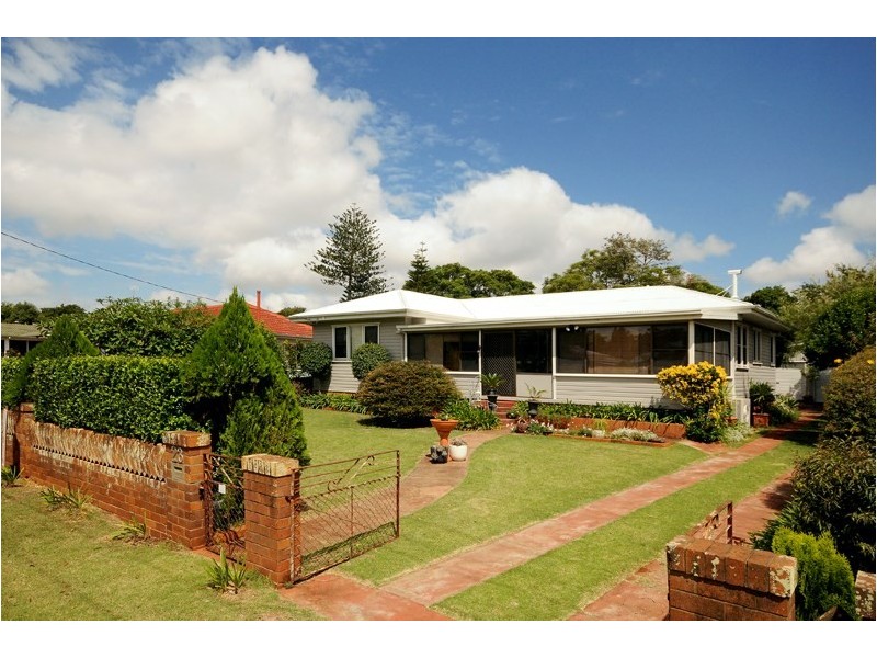 23 Merritt Street, Harristown QLD 4350