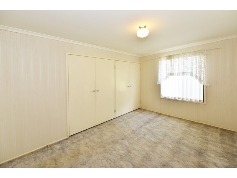 4 Cossart Street, Centenary Heights QLD 4350