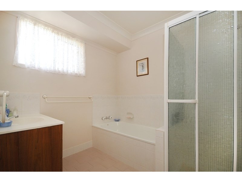 4 Caribou Court, Wilsonton QLD 4350