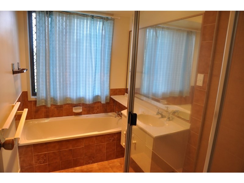 36 Miranda Drive, Wilsonton Heights QLD 4350