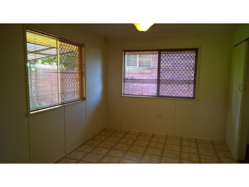 9 Wellsley Street, North Toowoomba QLD 4350