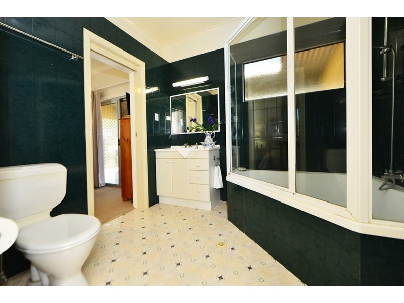 1 Rosewood Street, Toowoomba City QLD 4350