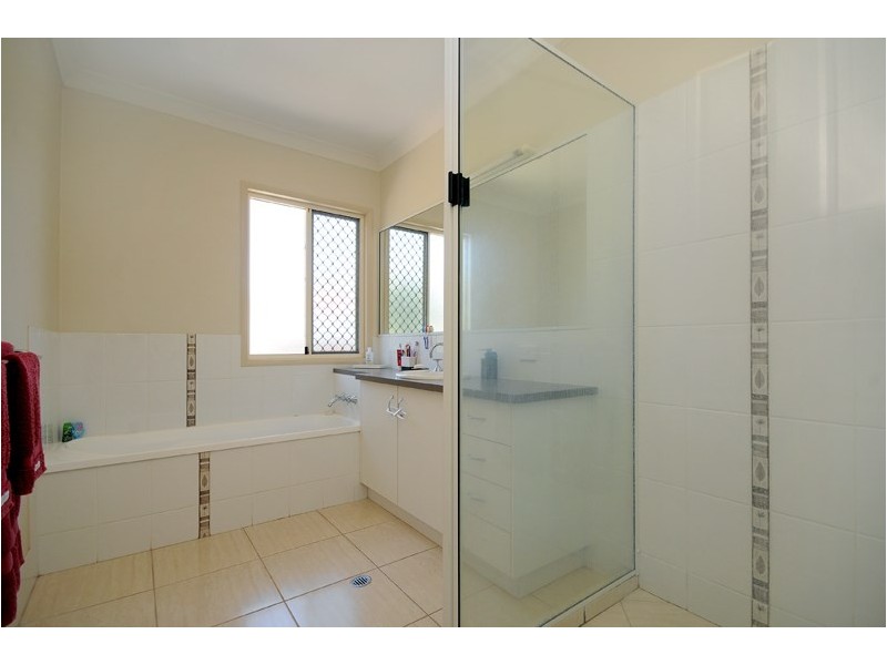 1/180A Jellicoe Street, Newtown QLD 4350