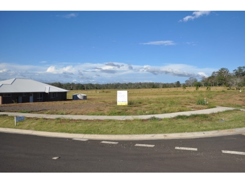 14 Rosella Gardens Drive, Meringandan West QLD 4352