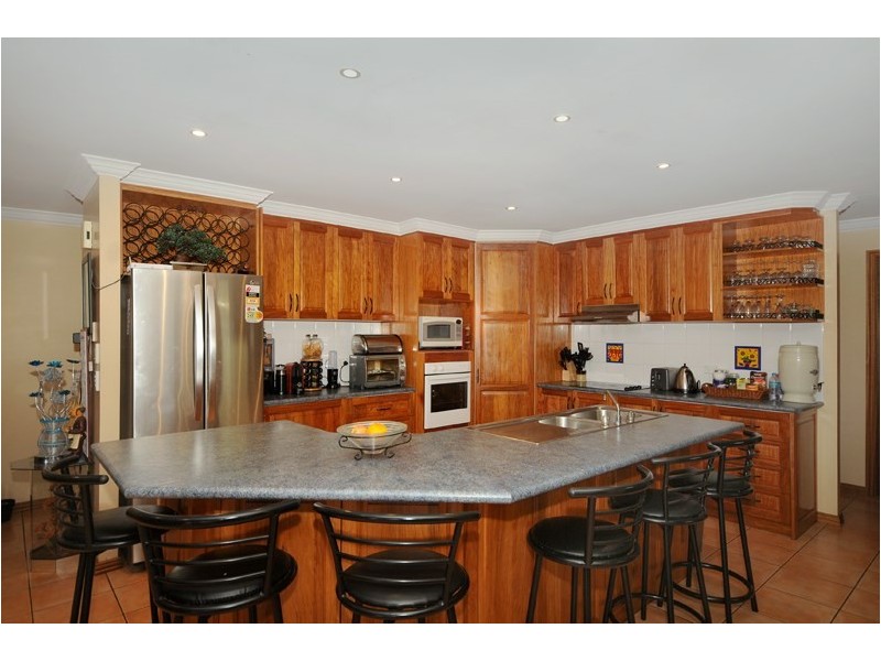 26 Cherokee Drive, Wilsonton QLD 4350