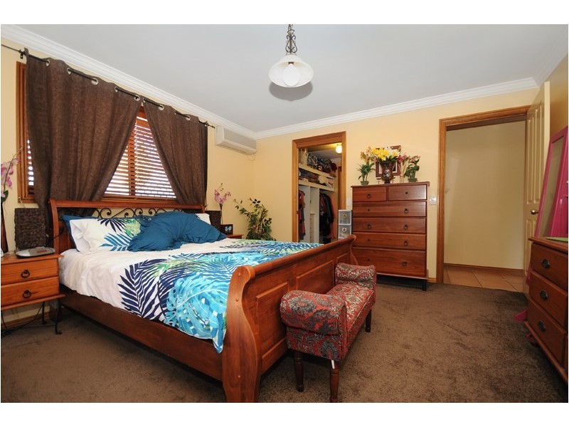 26 Cherokee Drive, Wilsonton QLD 4350