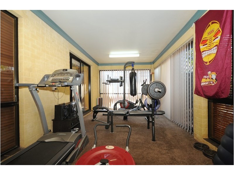 26 Cherokee Drive, Wilsonton QLD 4350