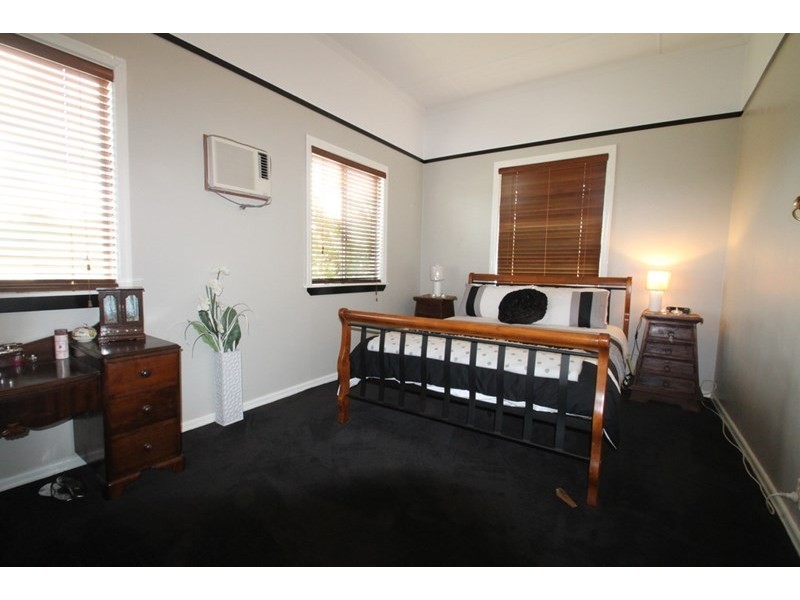 20 Clifford Street, Meringandan West QLD 4352