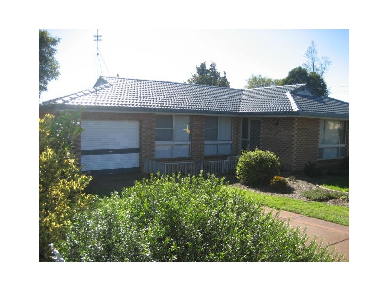 29 Jimbour Drive, Newtown QLD 4350