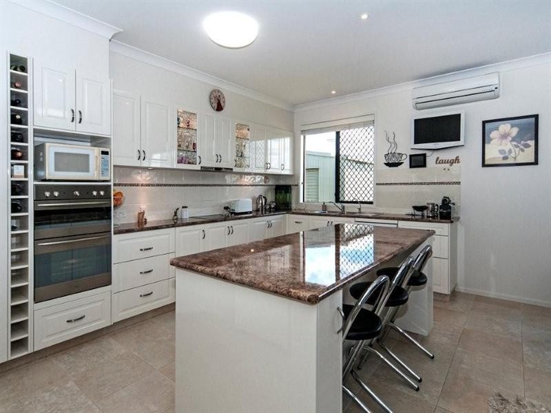 22 Kingfisher Drive, Highfields QLD 4352