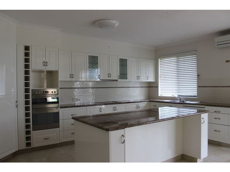 22 Kingfisher Drive, Highfields QLD 4352