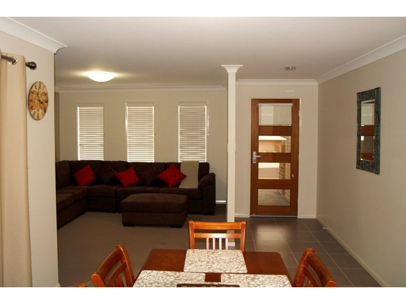 19 Kurrawa Crescent, Glenvale QLD 4350