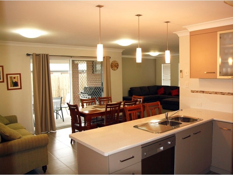 19 Kurrawa Crescent, Glenvale QLD 4350