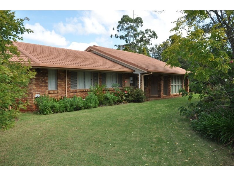 35 Highfields Road, Highfields QLD 4352