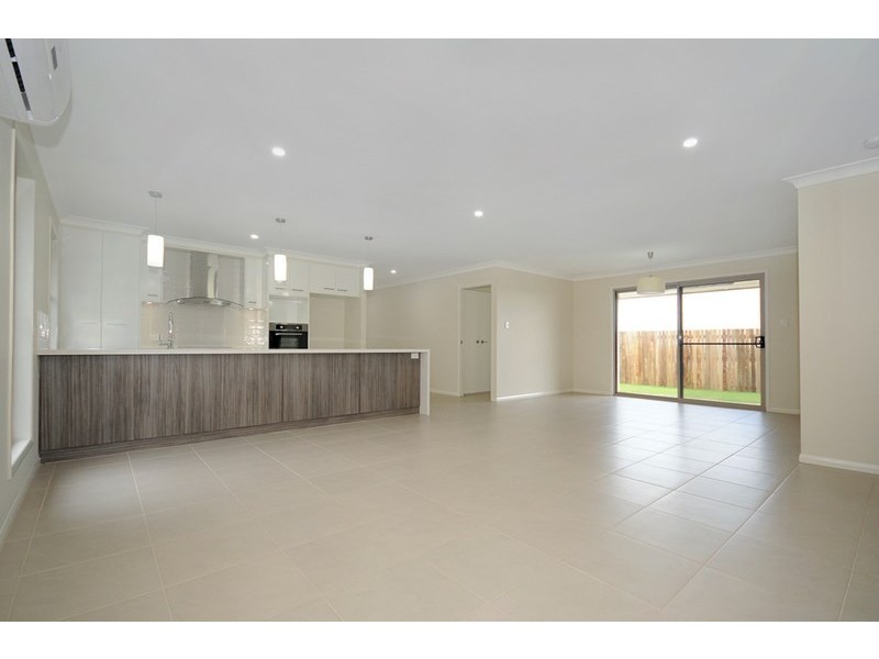 31a Wigan Avenue, Highfields QLD 4352