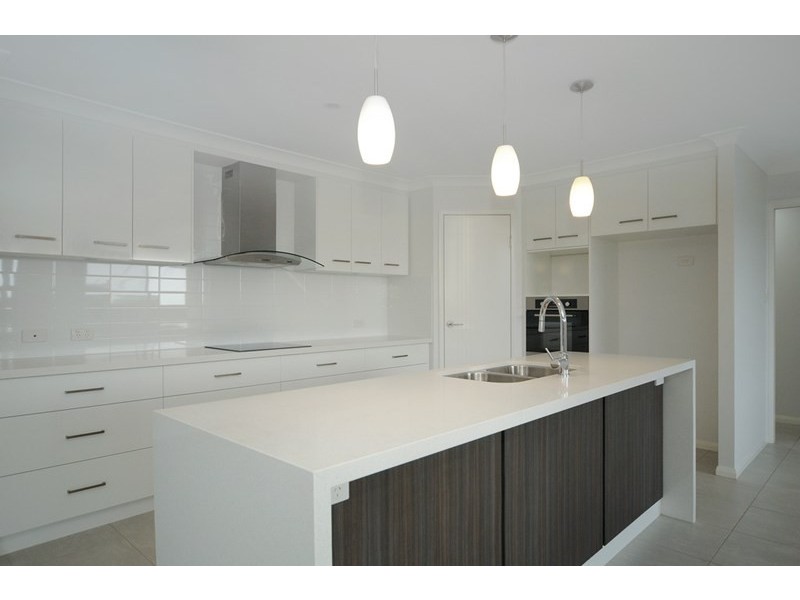 31 Wigan Avenue, Highfields QLD 4352