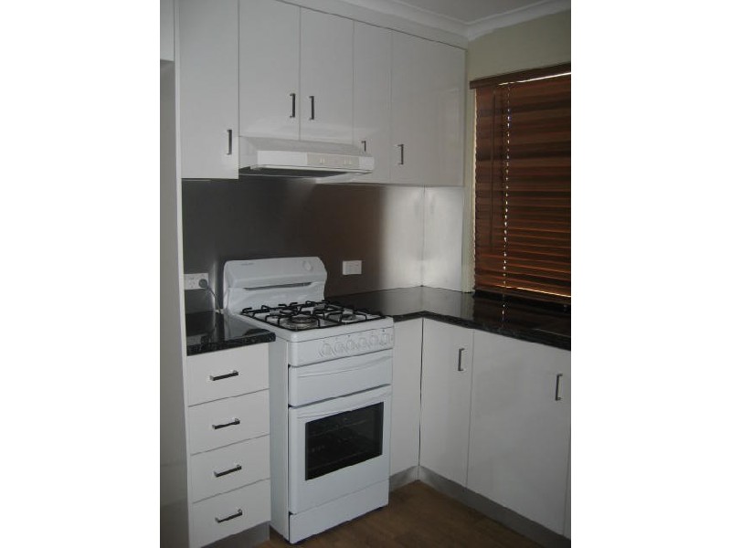 90 Hursley Road, Newtown QLD 4350