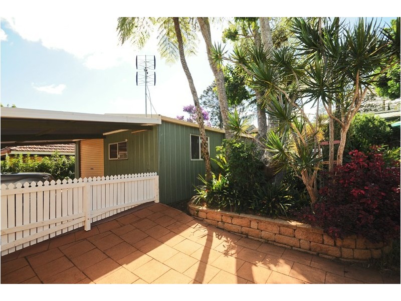 3 Rhyde Street, Mount Lofty QLD 4350