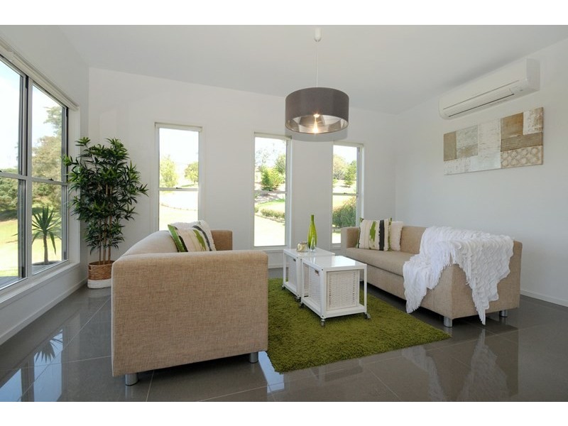 9 Meharry Court, Cabarlah QLD 4352