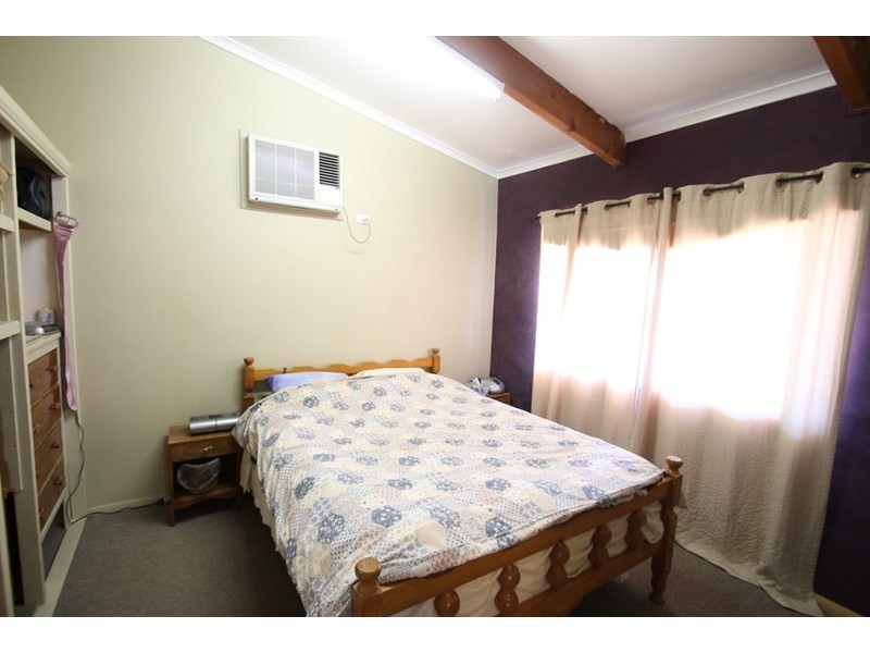 2 Glencoe Road, Kingsthorpe QLD 4400