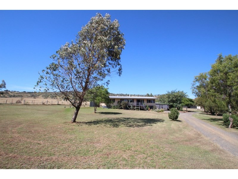 2 Glencoe Road, Kingsthorpe QLD 4400