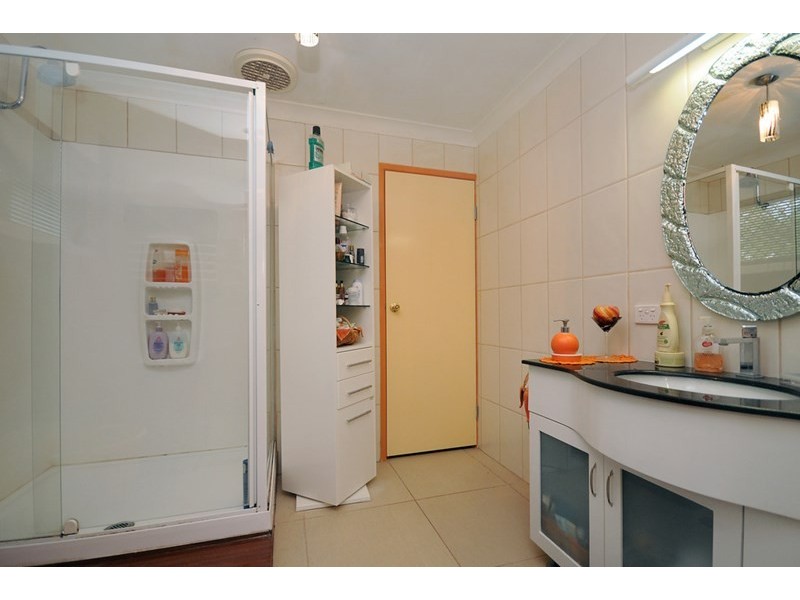 8 Lawmere Court, Kingsthorpe QLD 4400