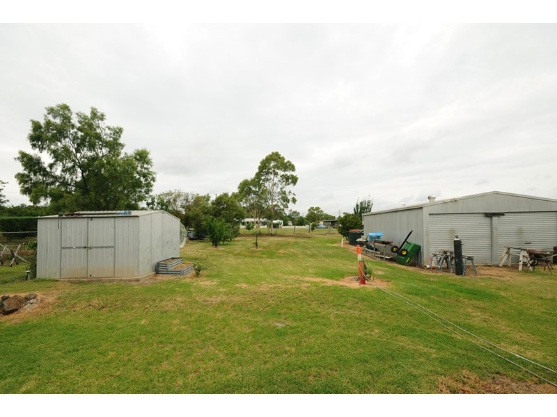 8 Lawmere Court, Kingsthorpe QLD 4400