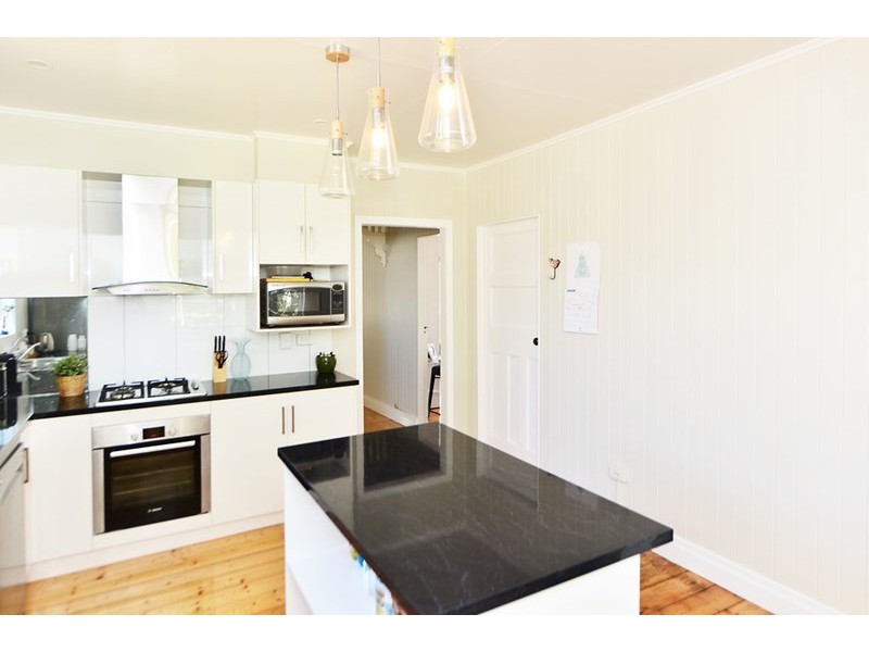 6 Eton Street, East Toowoomba QLD 4350