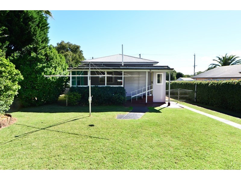 6 Eton Street, East Toowoomba QLD 4350