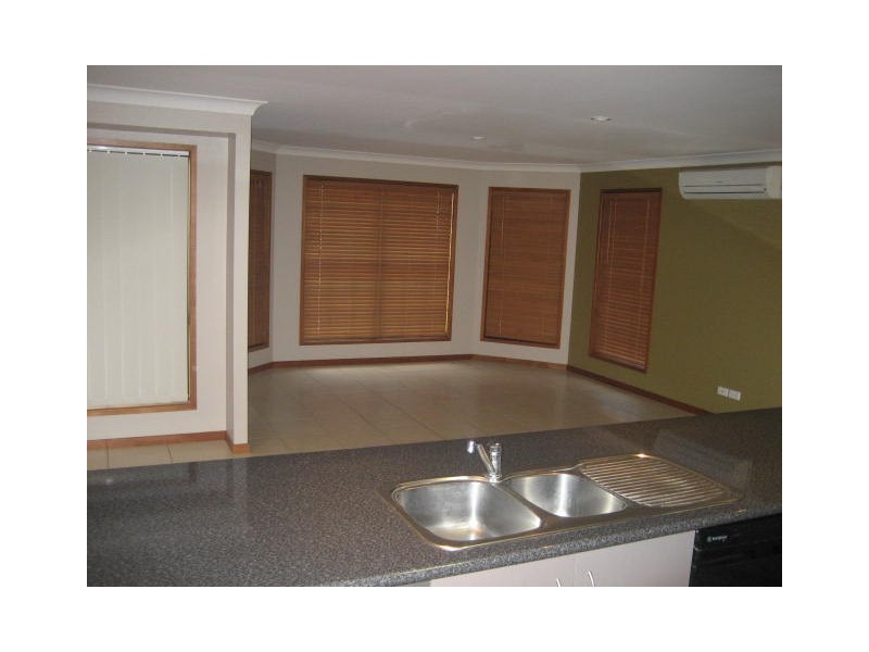 39 McClymont Drive, Rangeville QLD 4350