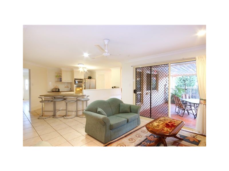 42 Jutsum Street, Middle Ridge QLD 4350