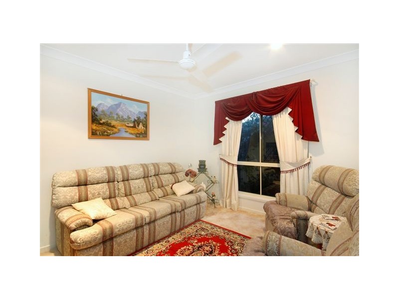 42 Jutsum Street, Middle Ridge QLD 4350