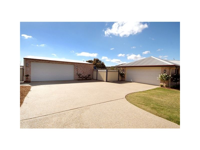 3 Norman Court, Westbrook QLD 4350