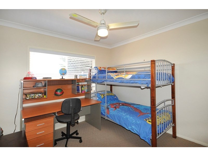 6 Page Court, Kearneys Spring QLD 4350