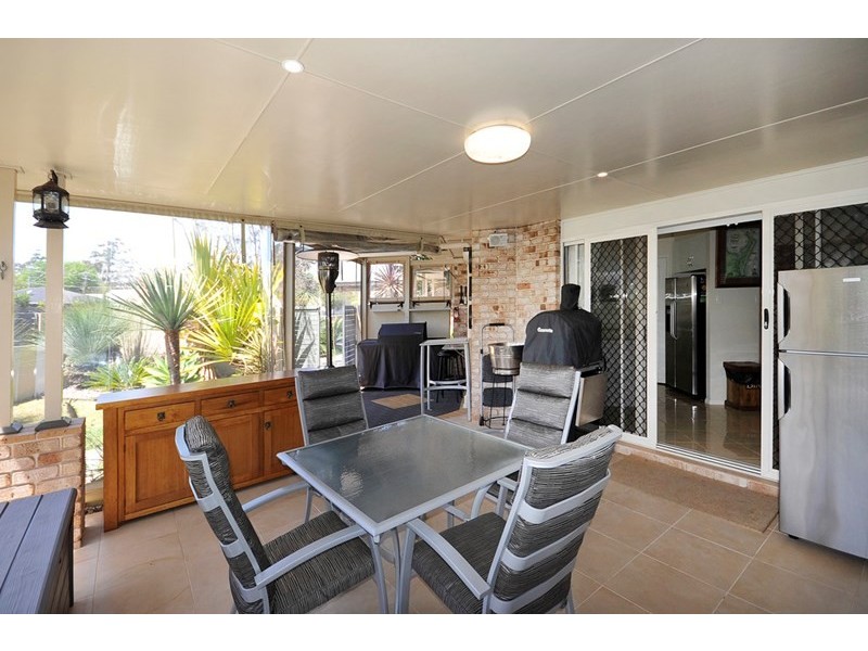6 Page Court, Kearneys Spring QLD 4350
